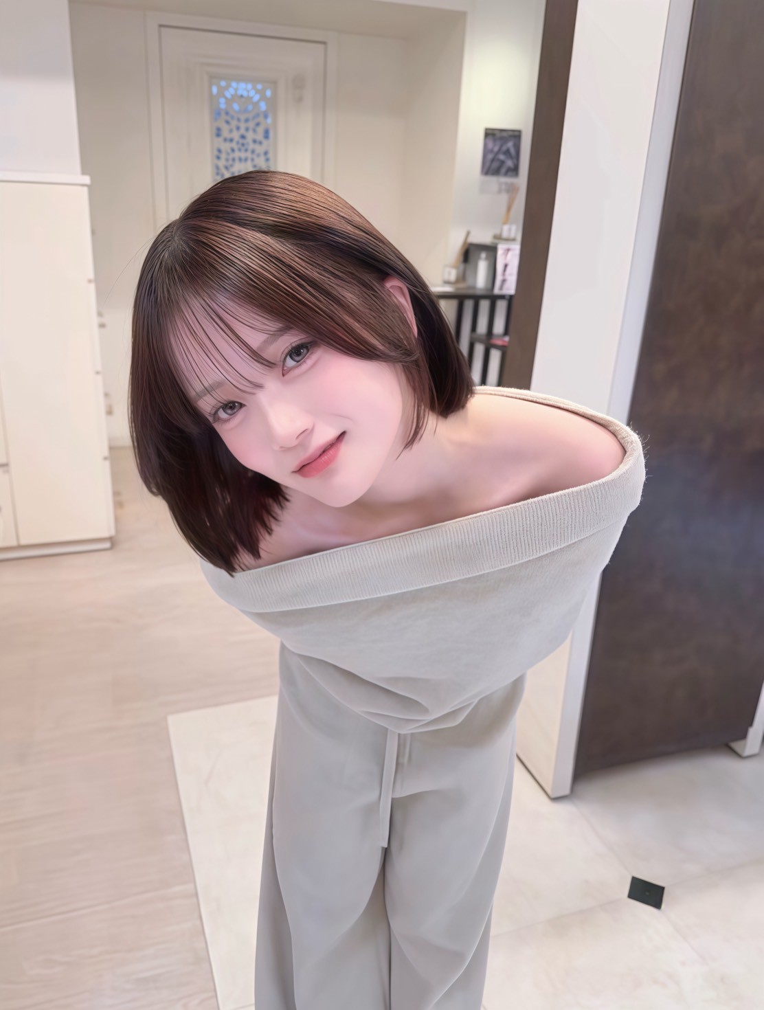 ブラウンのショートボブ